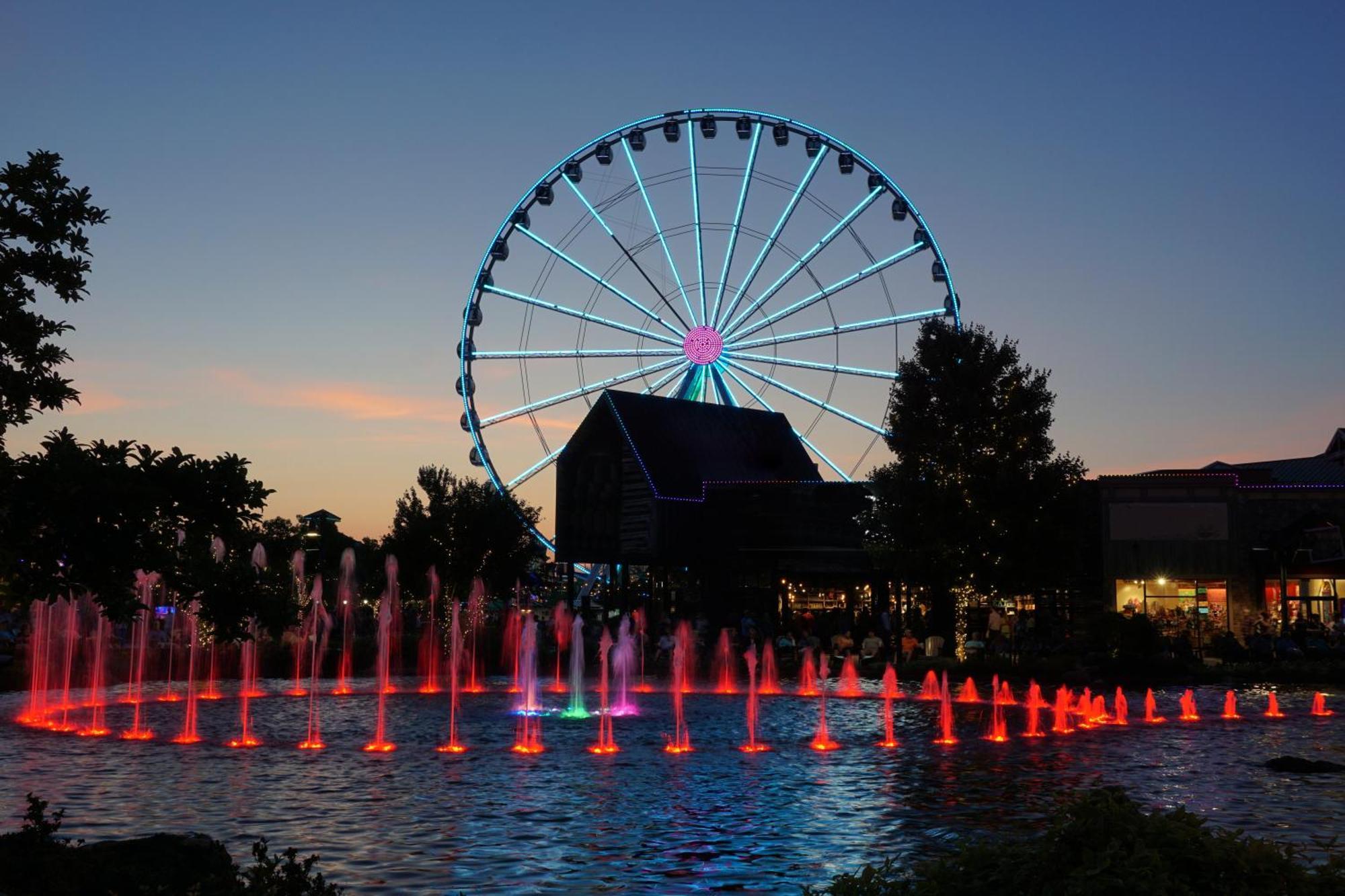 Lazy Bear Lodge, Hot Tub, Resort Pool, Wifi, 1089 Free Tickets Each Paid Day, Dollywood And More Гатлінбург Екстер'єр фото